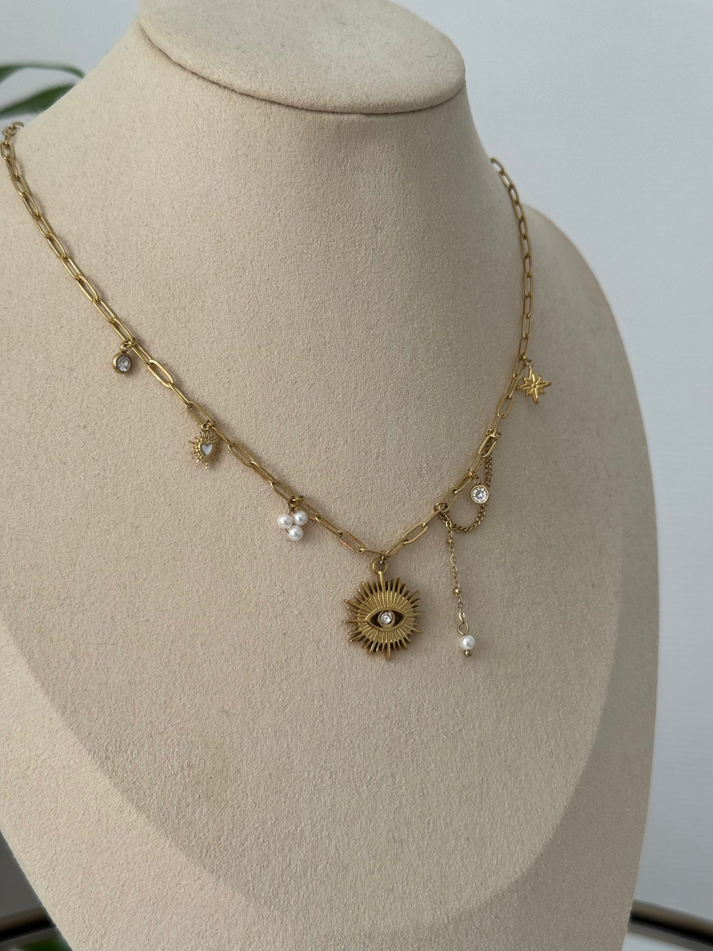 Collier