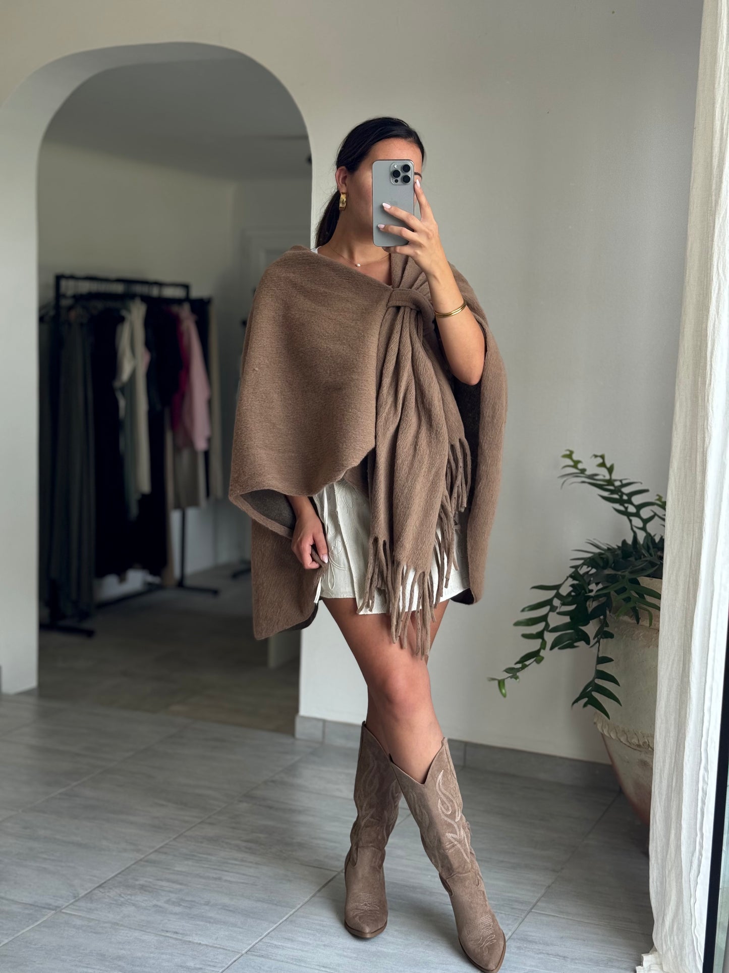 Poncho Léna