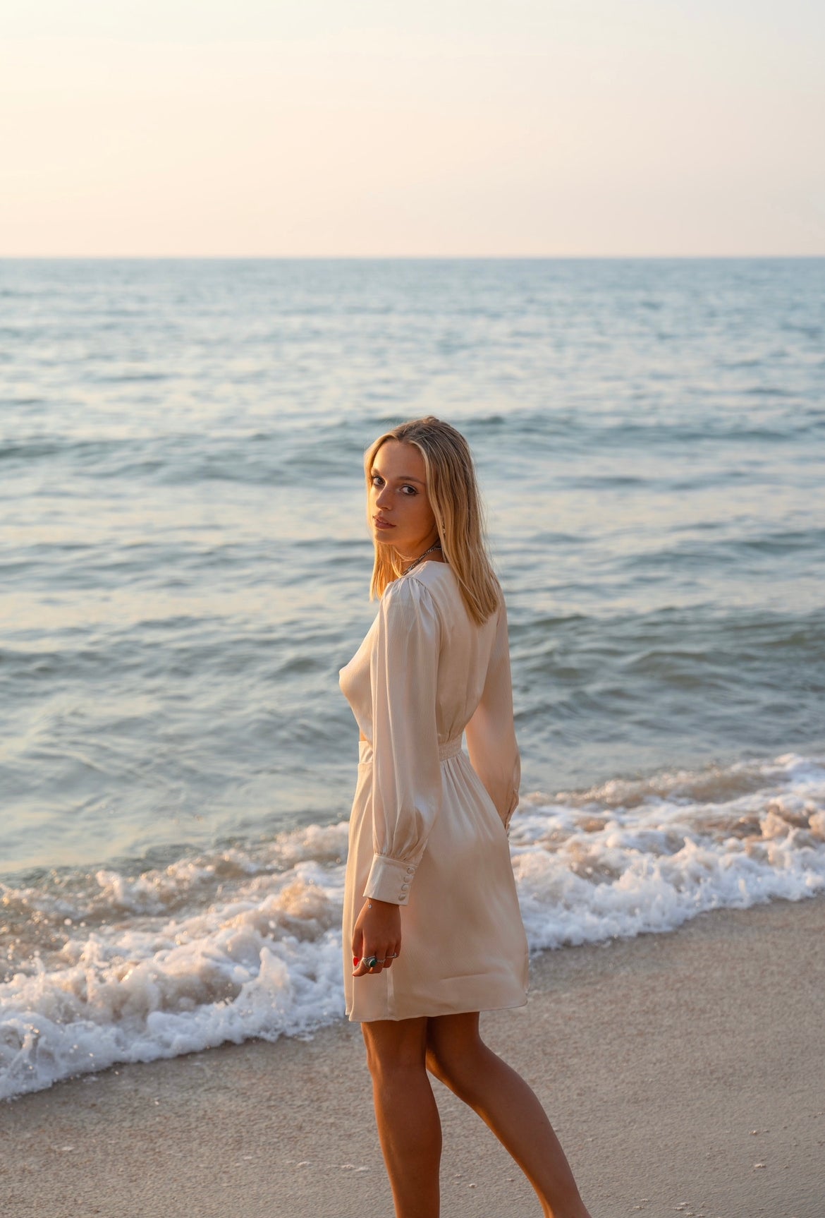 Robe Lara